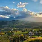 Apartment Grosse Mit Blick Von Den Bergen Bis Zum By Interhome *