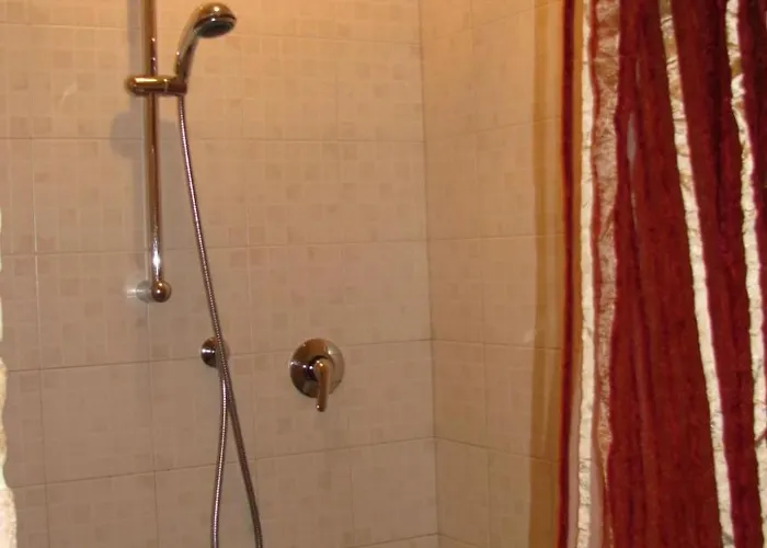 Grosse Mit Blick Von Den Bergen Bis Zum By Interhome *